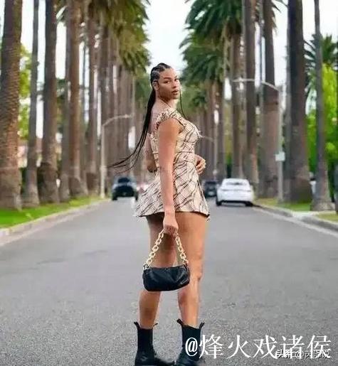 网红1米68单挑击败2米05坎贝奇,美媒热议 网红1米68单挑击败2米05坎贝奇,美媒热议