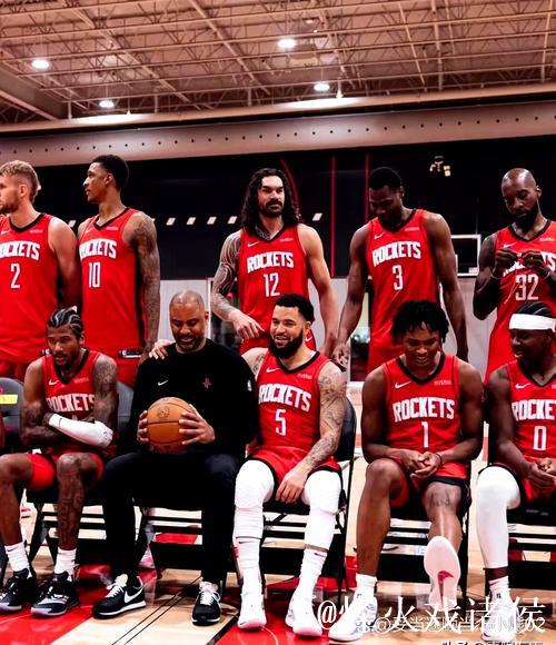 火箭全员备战！社媒发布球员赛前热身精彩花絮